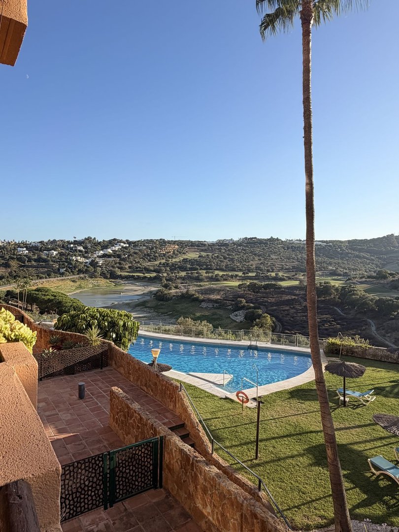2 Bed Middle Floor Apartment in Sotogrande