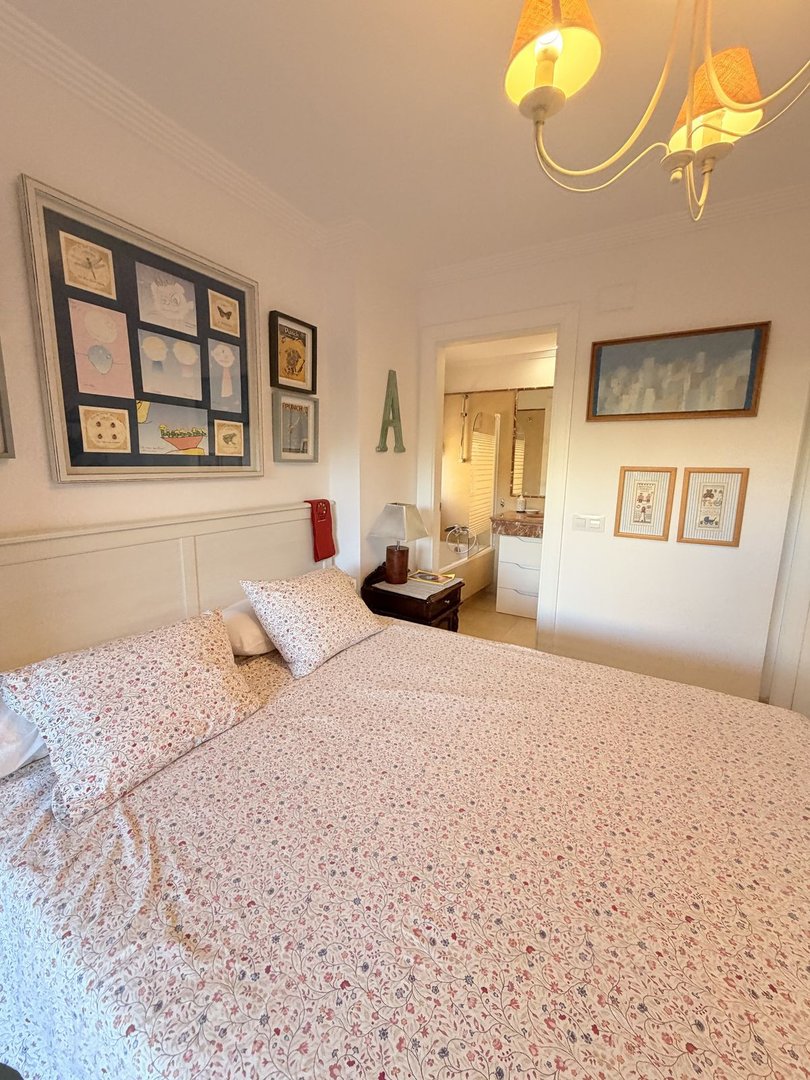 2 Bed Middle Floor Apartment in Sotogrande