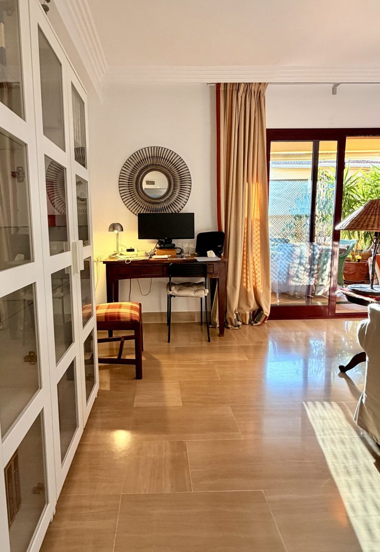 2 Bed Middle Floor Apartment in Sotogrande