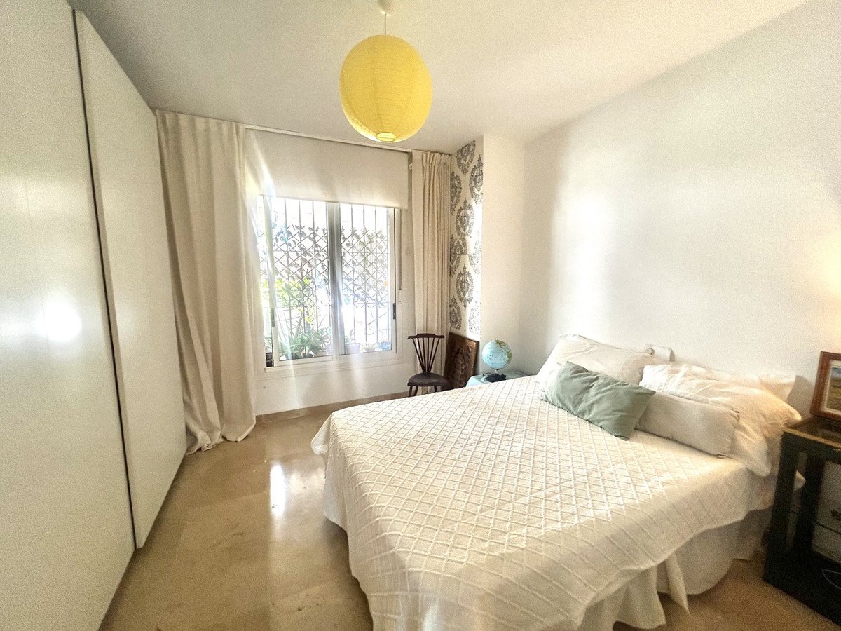 2 Bed Middle Floor Apartment in Guadalmina Alta