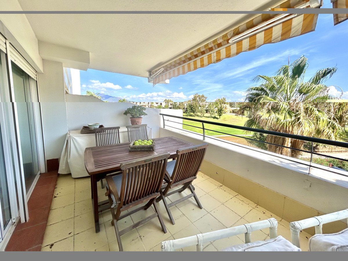 2 Bed Middle Floor Apartment in Guadalmina Alta