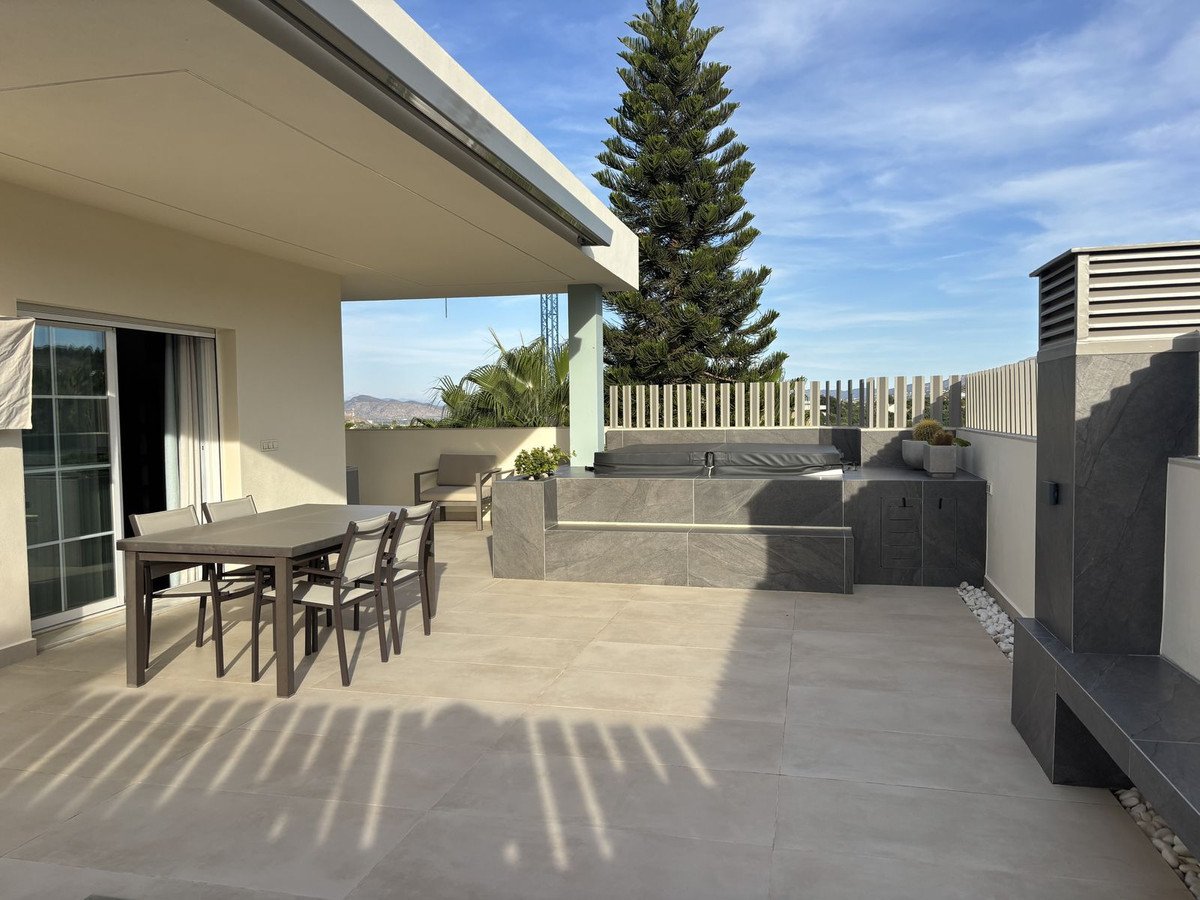 3 Bed Penthouse in Coín