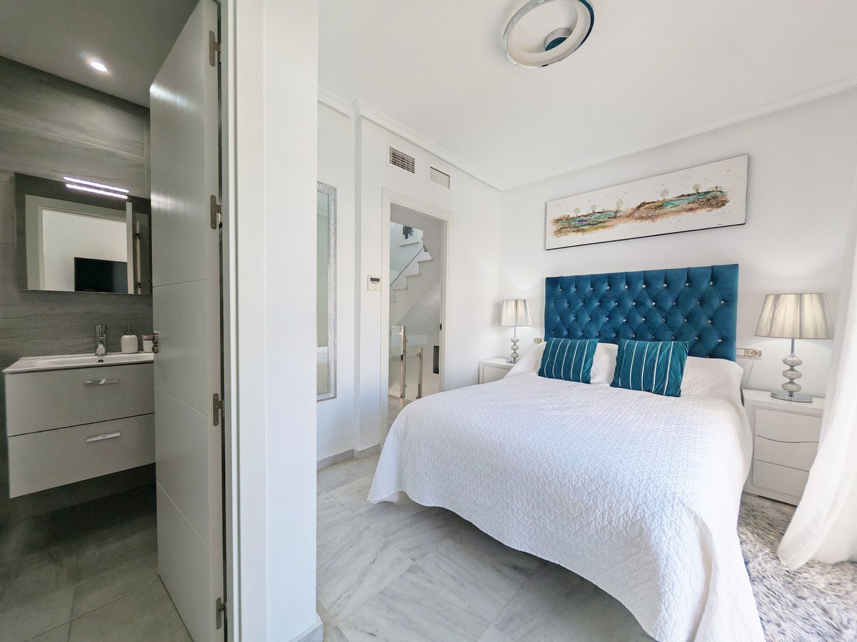 4 Bed Townhouse in Cabopino