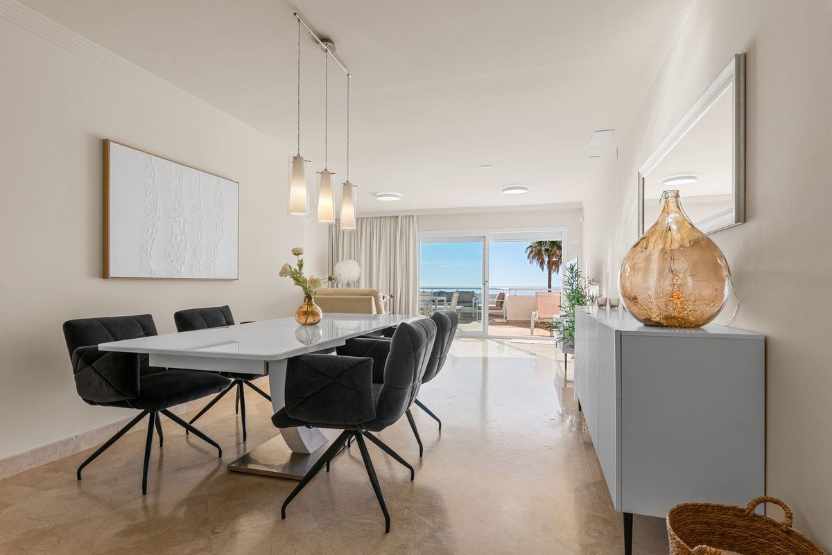 2 Bed Ground Floor Apartment in Estepona