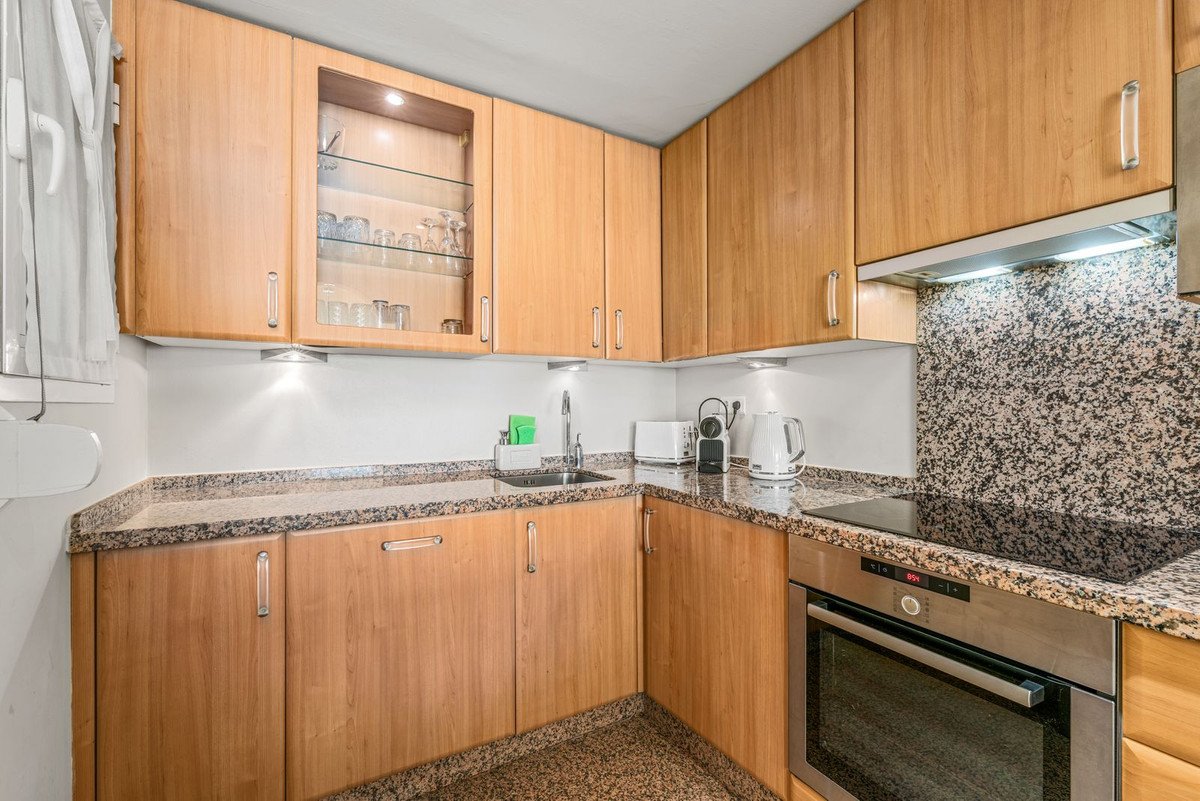 2 Bed Ground Floor Apartment in Estepona