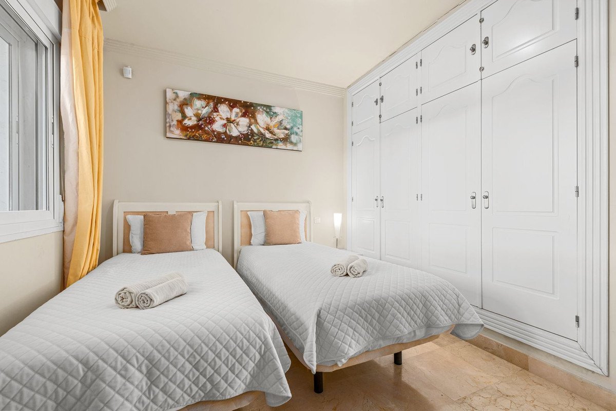 2 Bed Ground Floor Apartment in Estepona