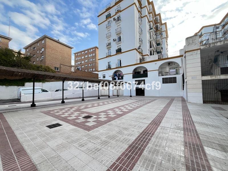 Commercial in Estepona
