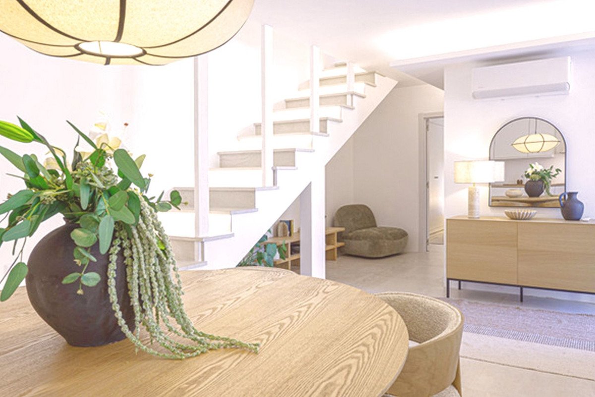 4 Bed Semi-Detached House in Los Pacos