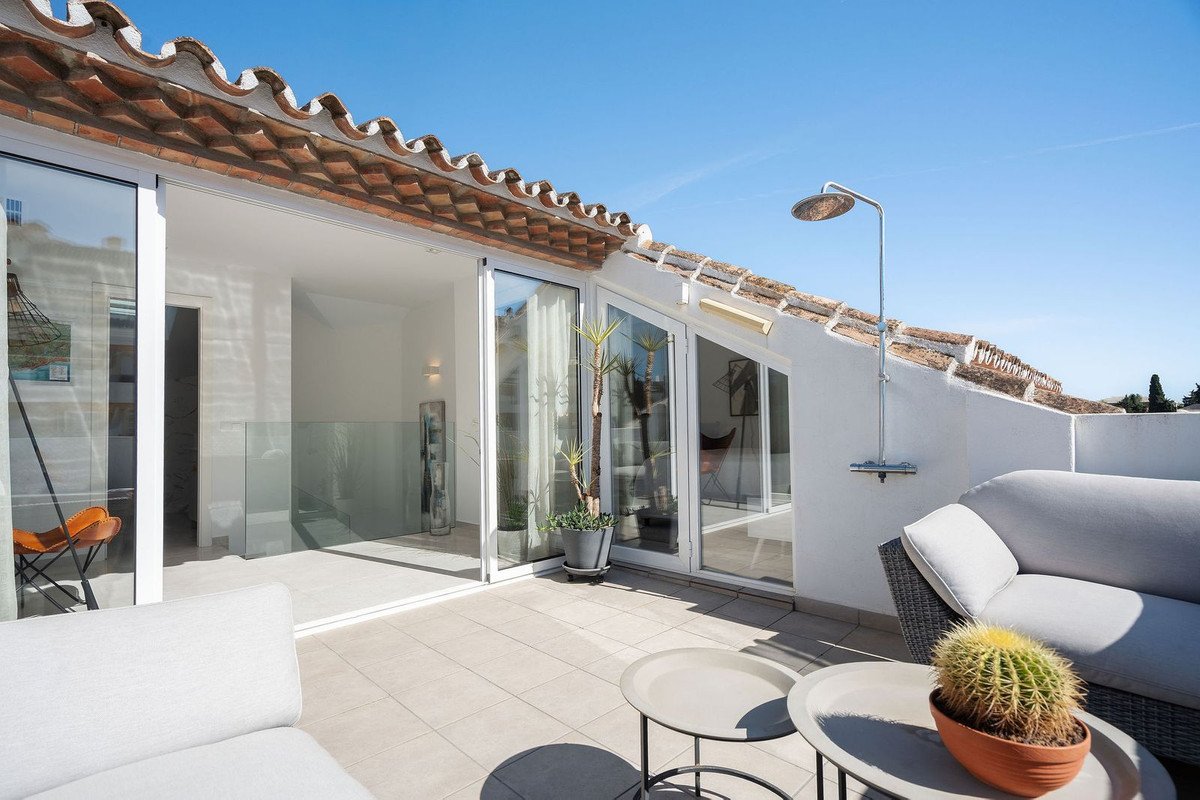 3 Bed Penthouse Duplex in Nueva Andalucía