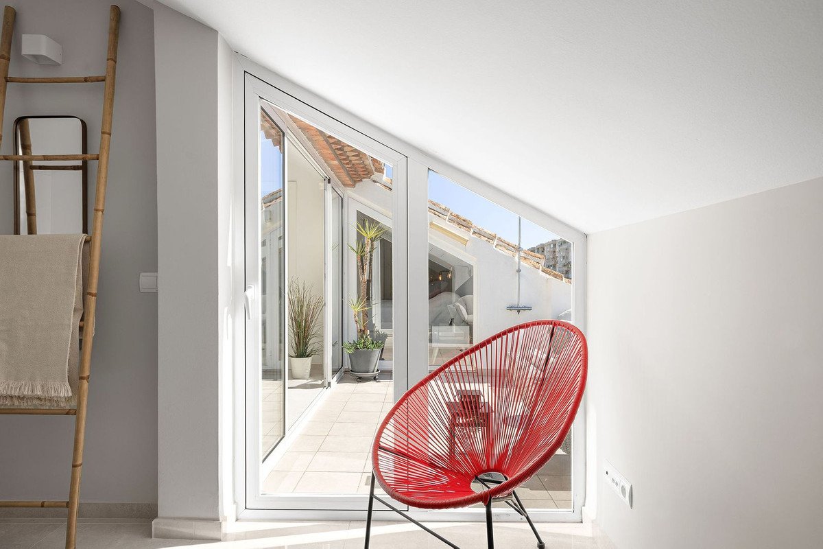 3 Bed Penthouse Duplex in Nueva Andalucía