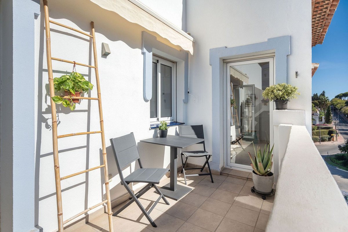 3 Bed Penthouse Duplex in Nueva Andalucía