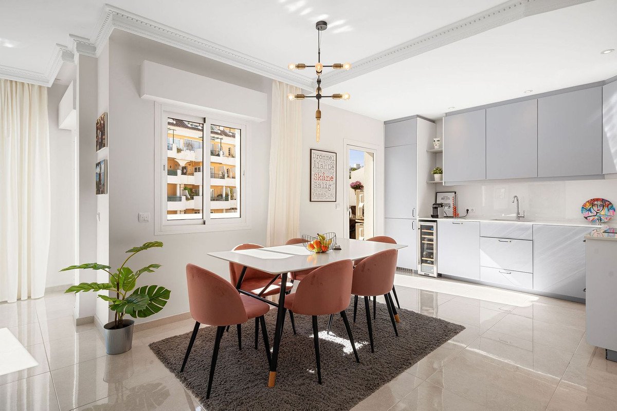 3 Bed Penthouse Duplex in Nueva Andalucía