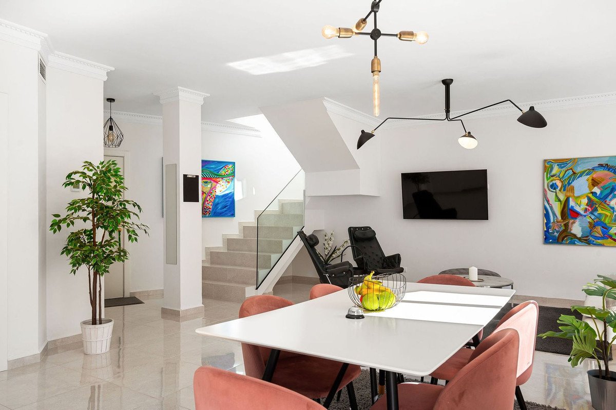 3 Bed Penthouse Duplex in Nueva Andalucía