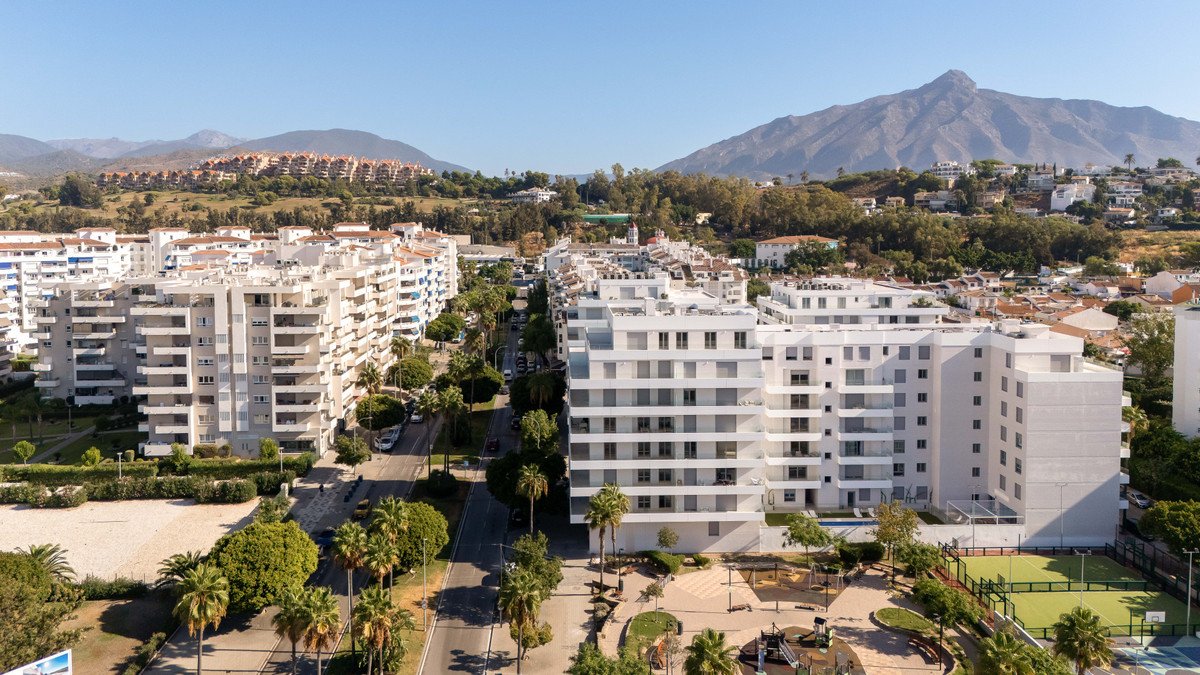 4 Bed Penthouse in La Campana