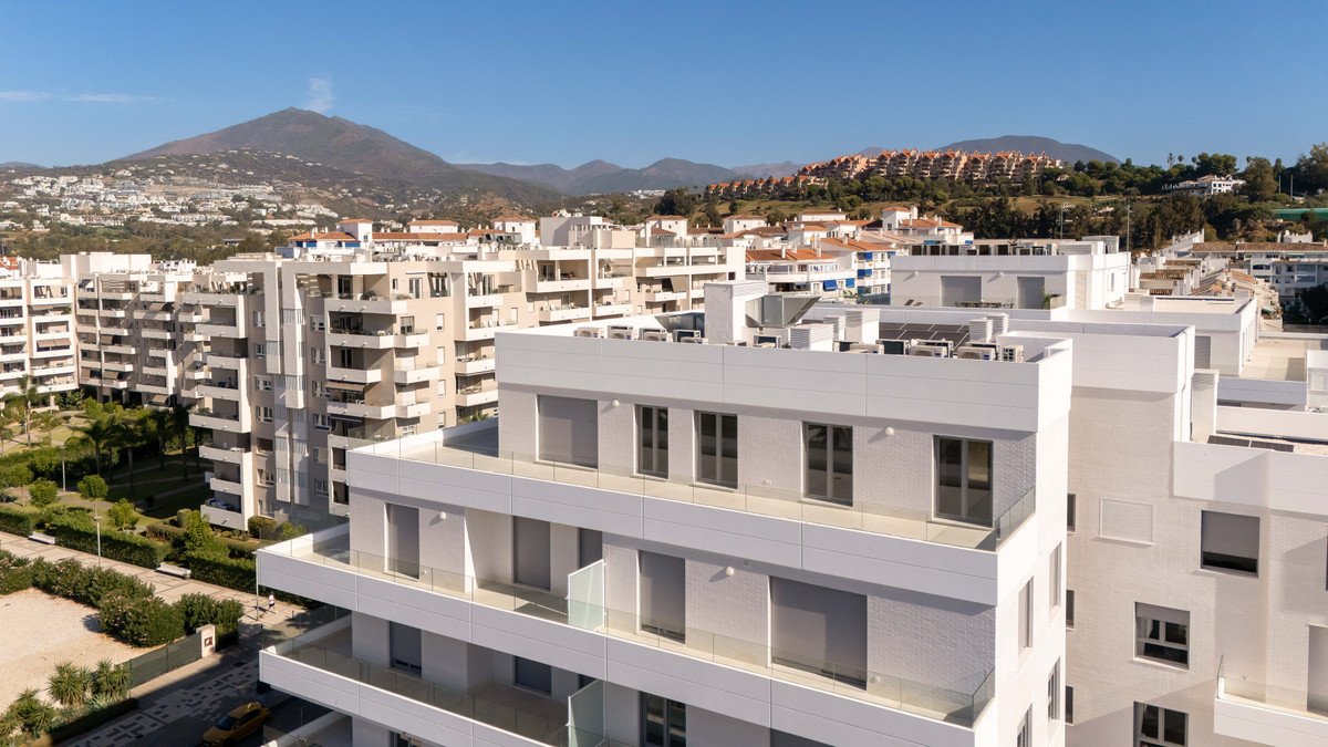 4 Bed Penthouse in La Campana