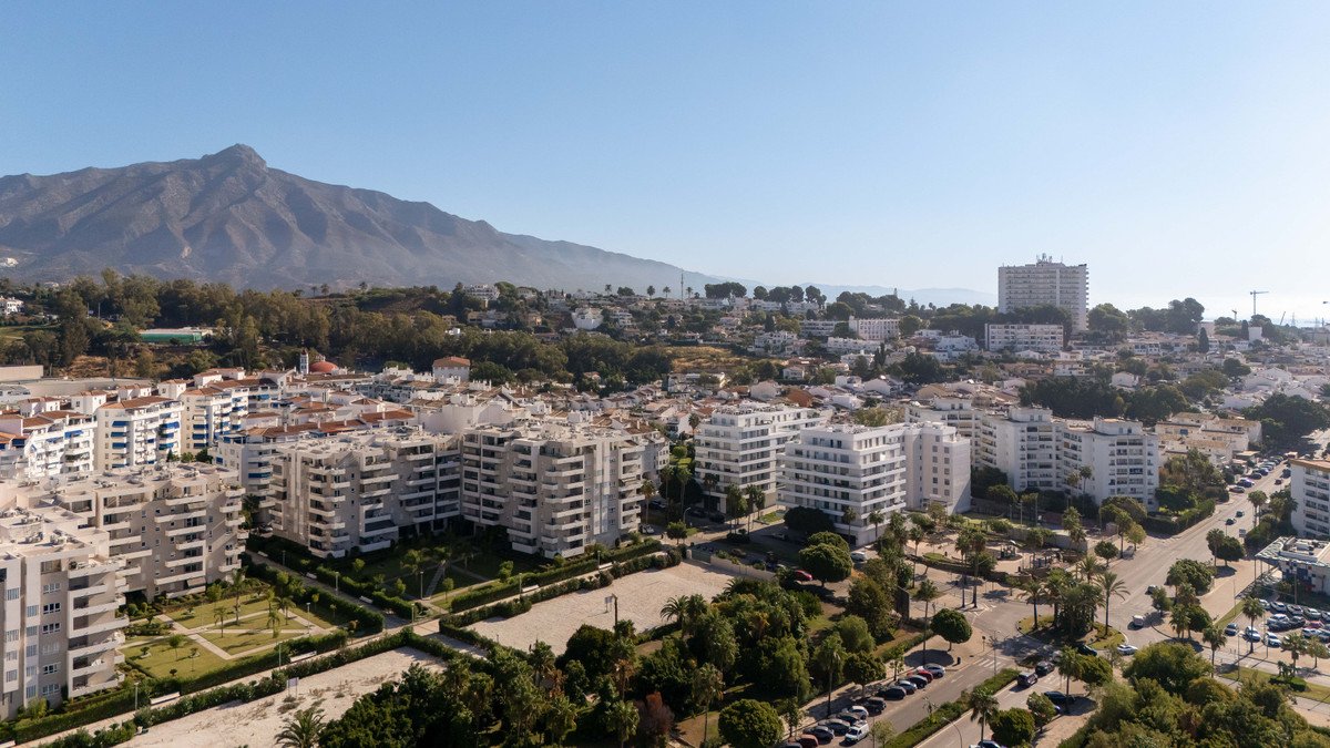 4 Bed Penthouse in La Campana