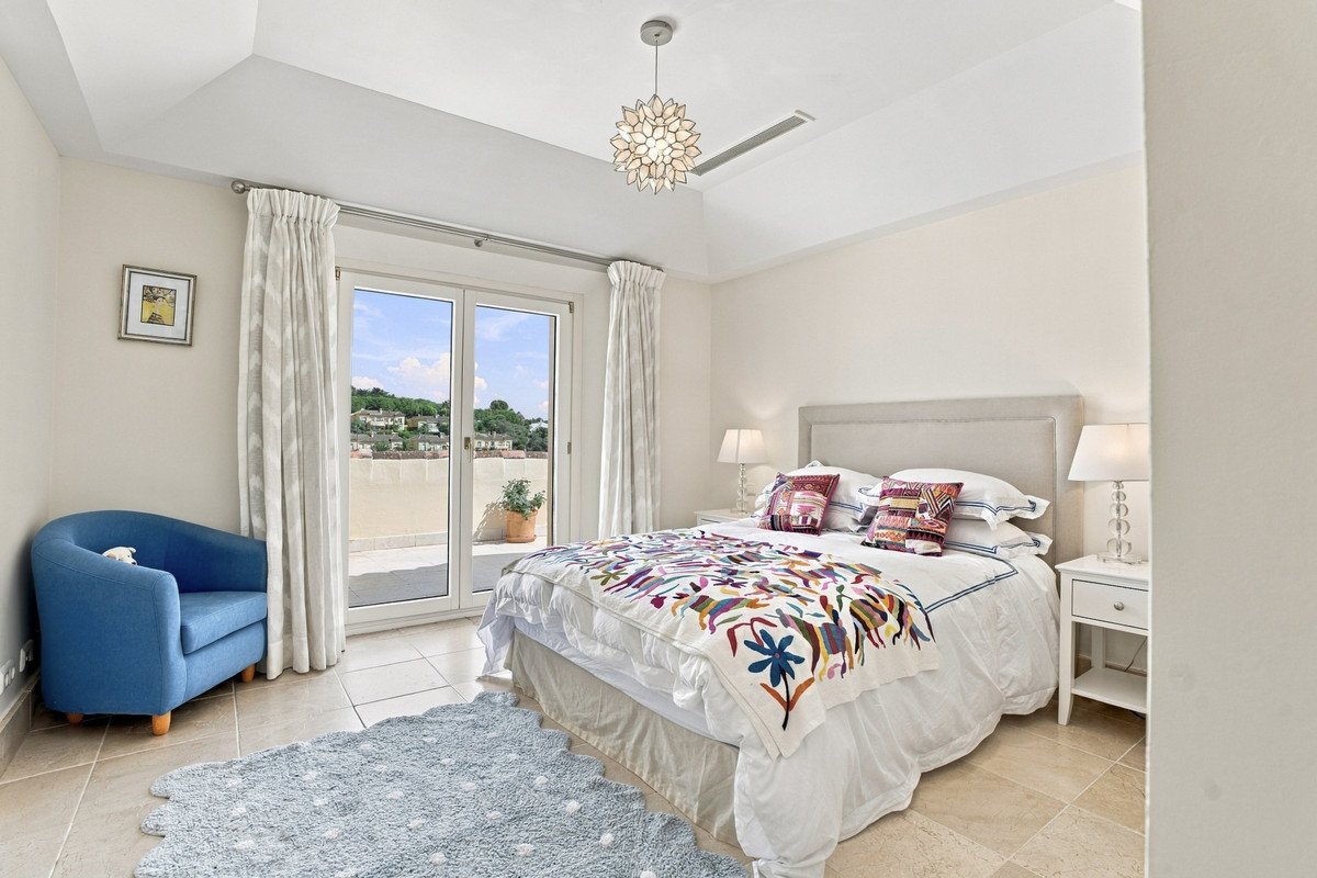4 Bed Penthouse Duplex in Sotogrande Alto