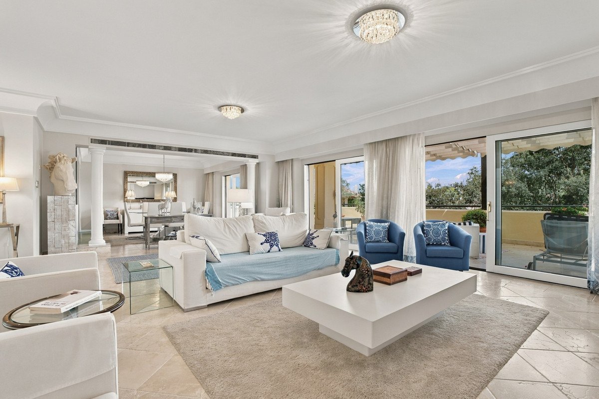 4 Bed Penthouse Duplex in Sotogrande Alto
