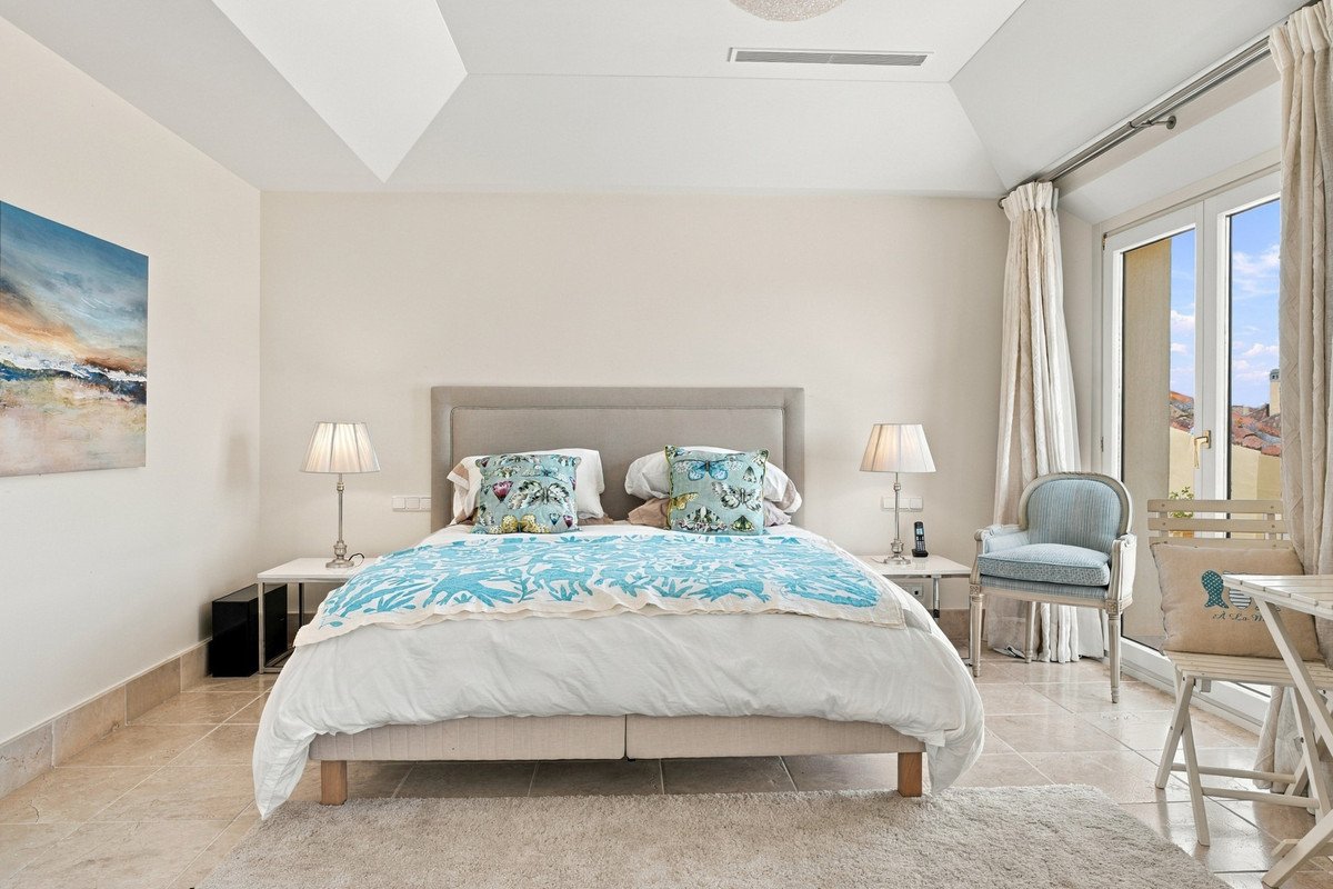 4 Bed Penthouse Duplex in Sotogrande Alto