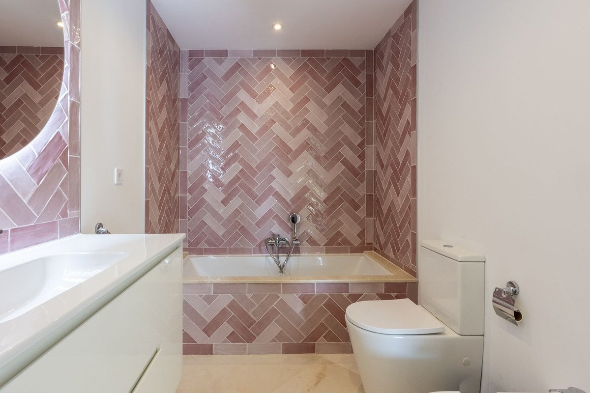 5 Bed Detached Villa in El Rosario