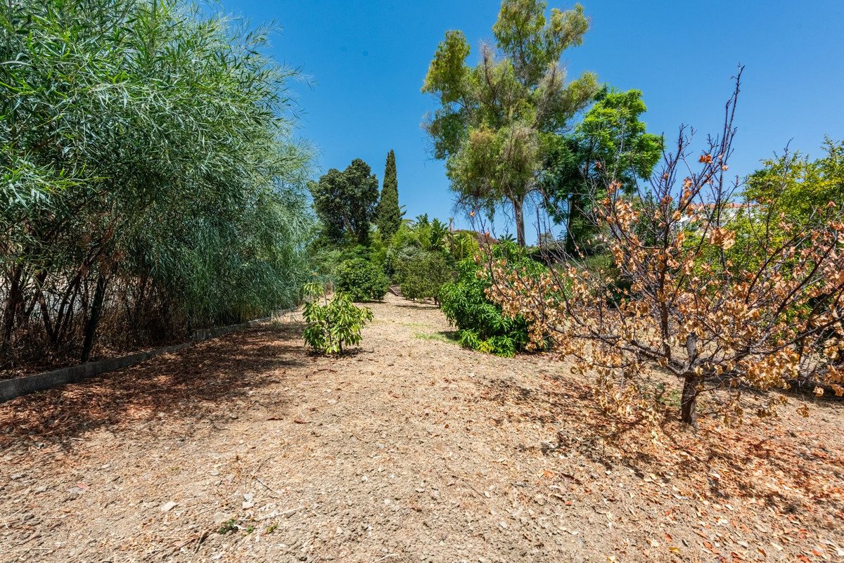 5 Bed Detached Villa in Nueva Andalucía