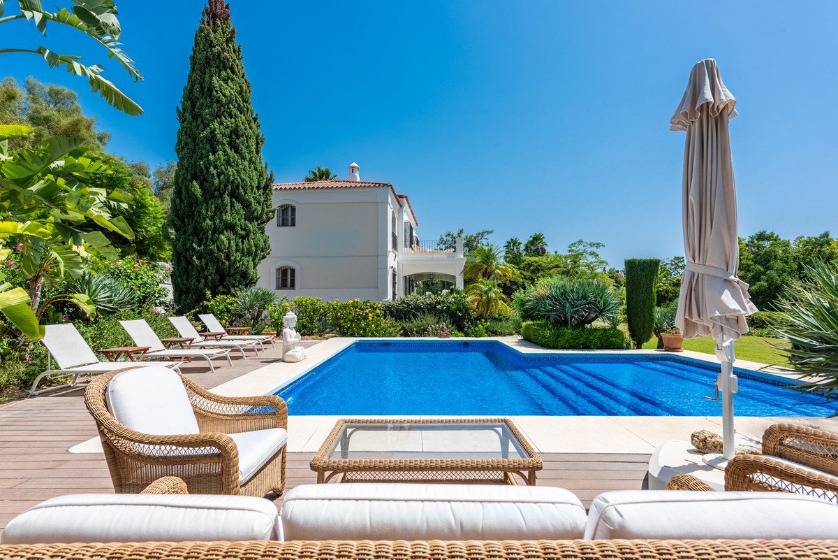 5 Bed Detached Villa in Nueva Andalucía