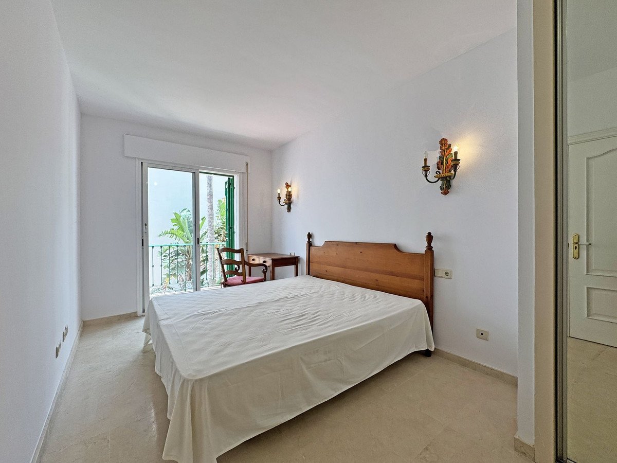 2 Bed Middle Floor Apartment in Carib Playa