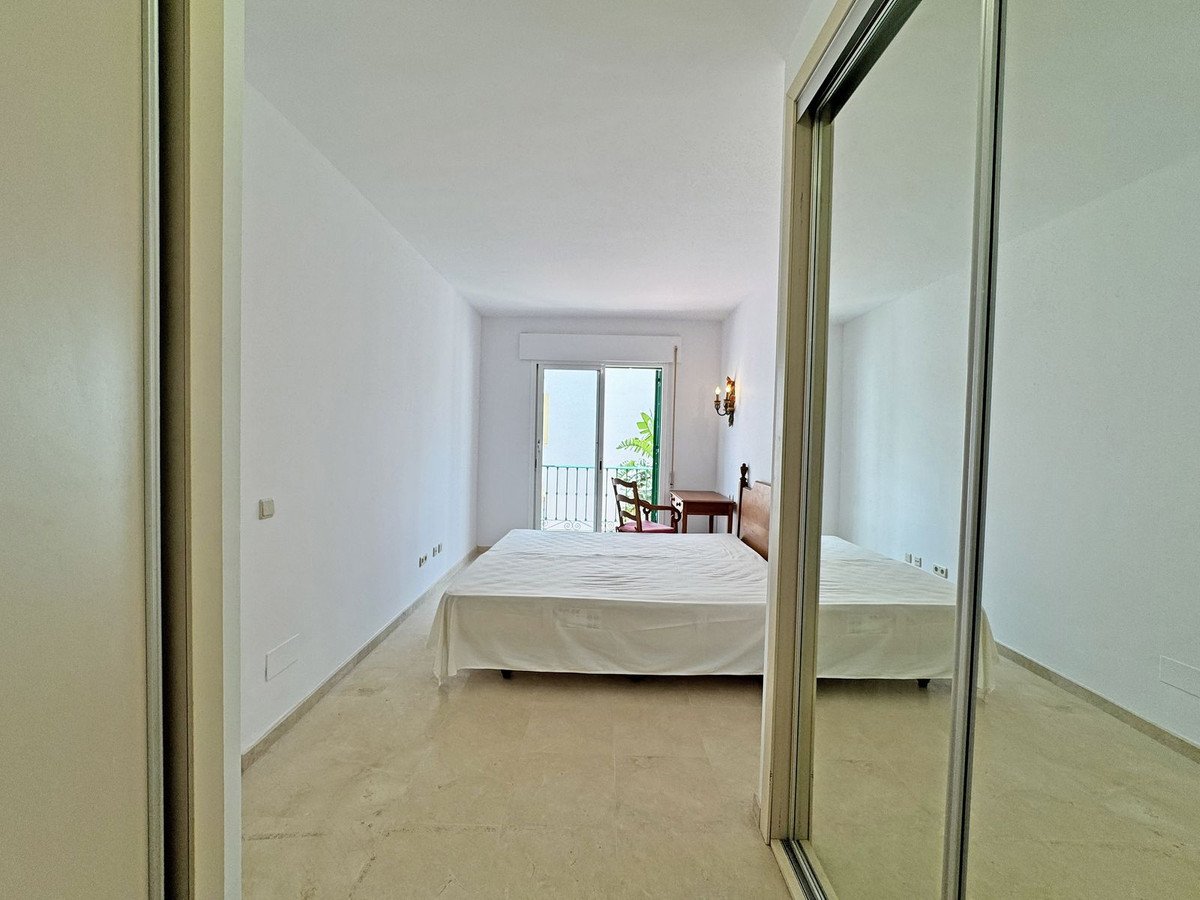 2 Bed Middle Floor Apartment in Carib Playa