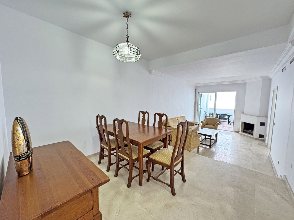 2 Bed Middle Floor Apartment in Carib Playa