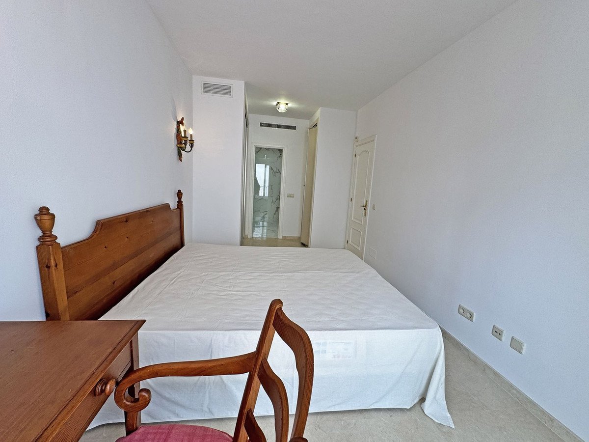 2 Bed Middle Floor Apartment in Carib Playa