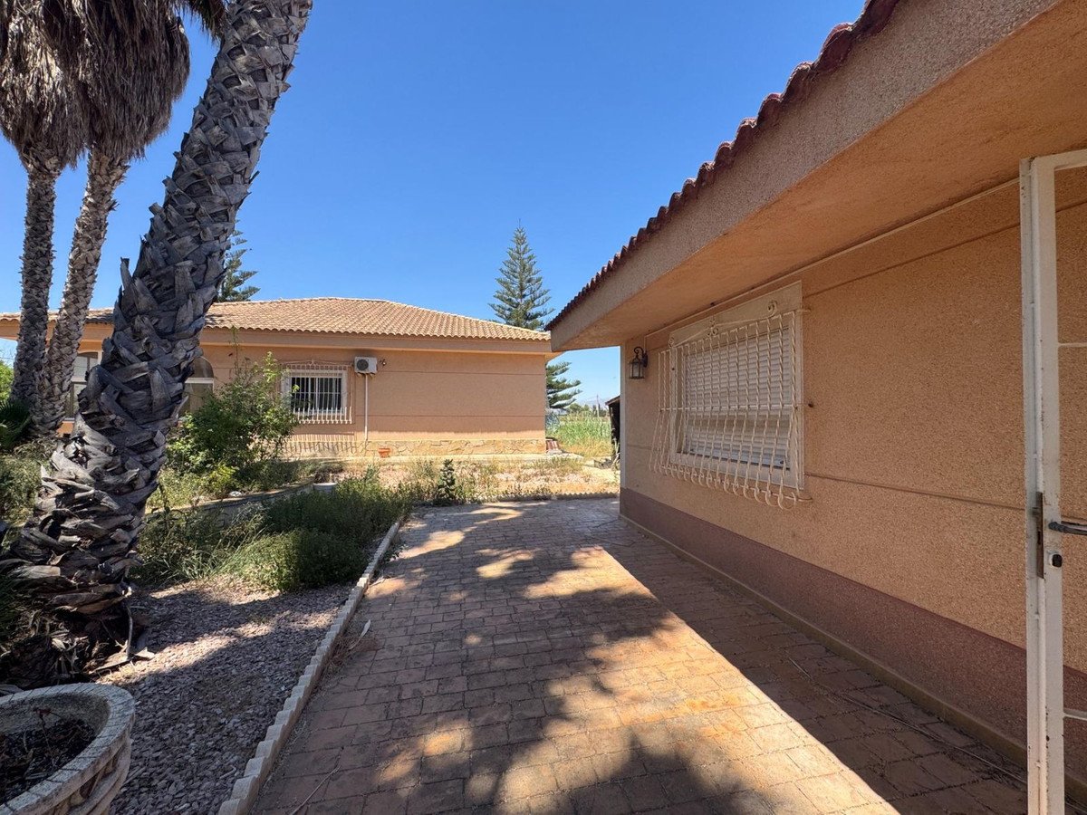 5 Bed Finca - Cortijo in Dolores