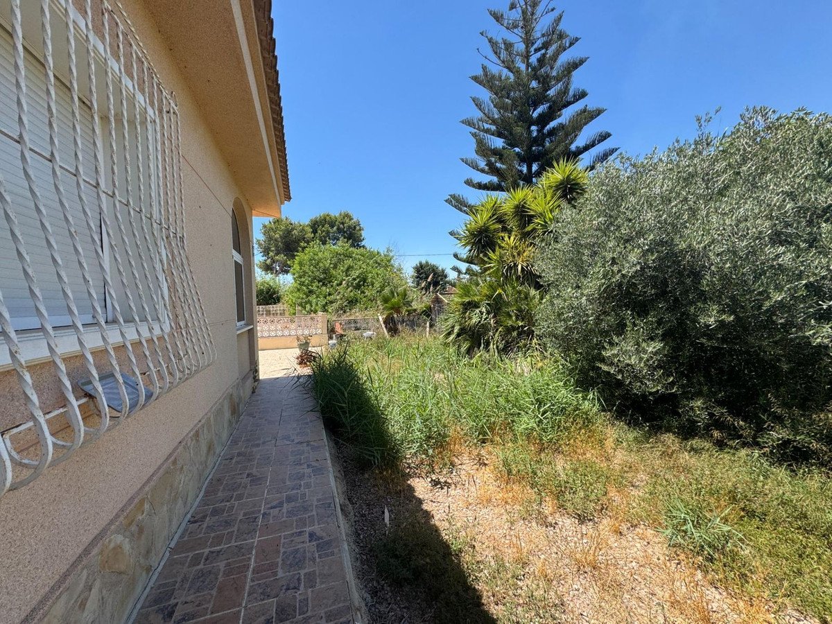 5 Bed Finca - Cortijo in Dolores