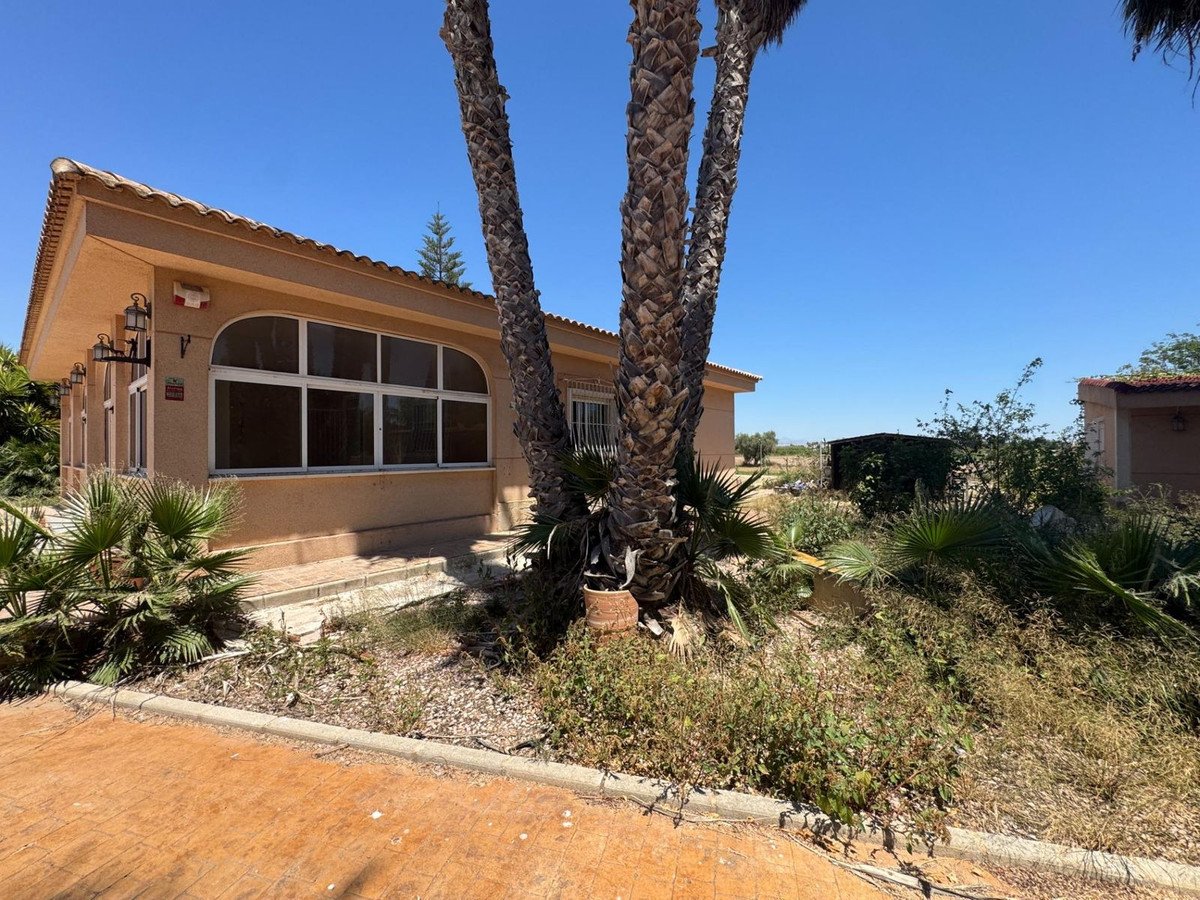 5 Bed Finca - Cortijo in Dolores
