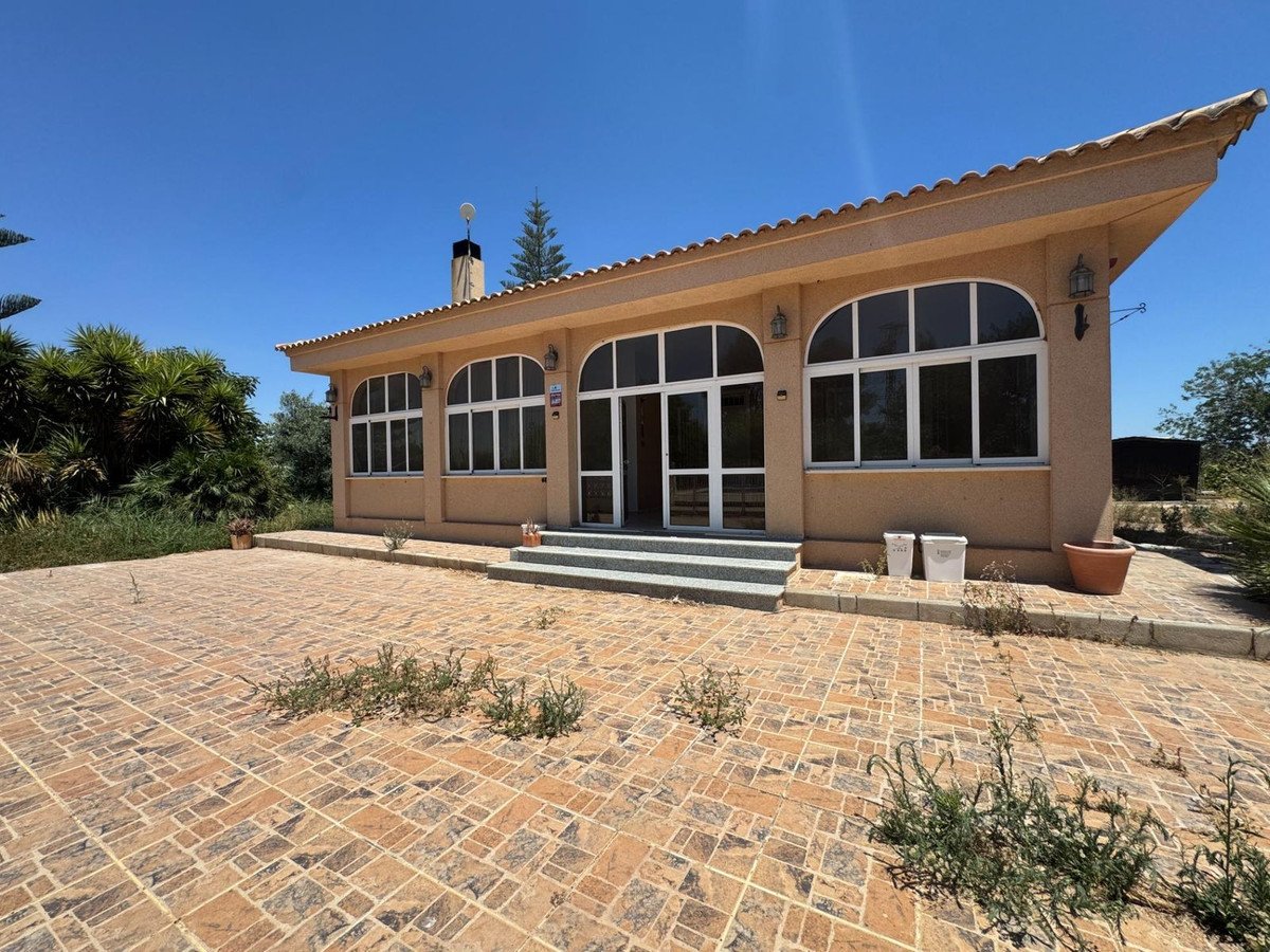 5 Bed Finca - Cortijo in Dolores