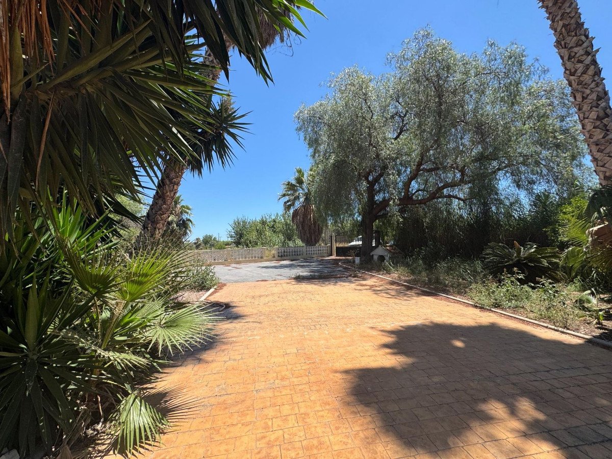 5 Bed Finca - Cortijo in Dolores