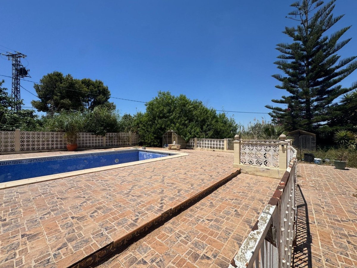 5 Bed Finca - Cortijo in Dolores