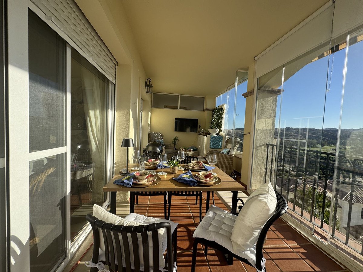 2 Bed Middle Floor Apartment in La Cala Hills