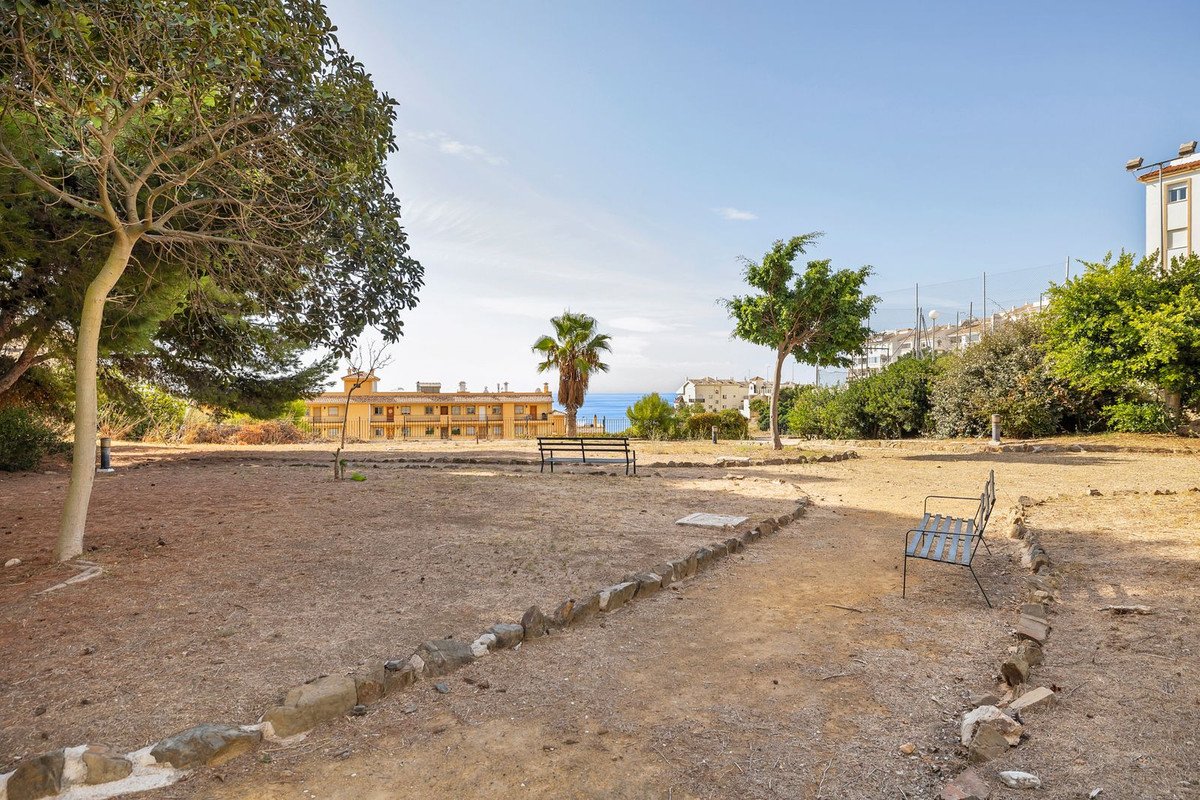 3 Bed Middle Floor Apartment in Benalmadena