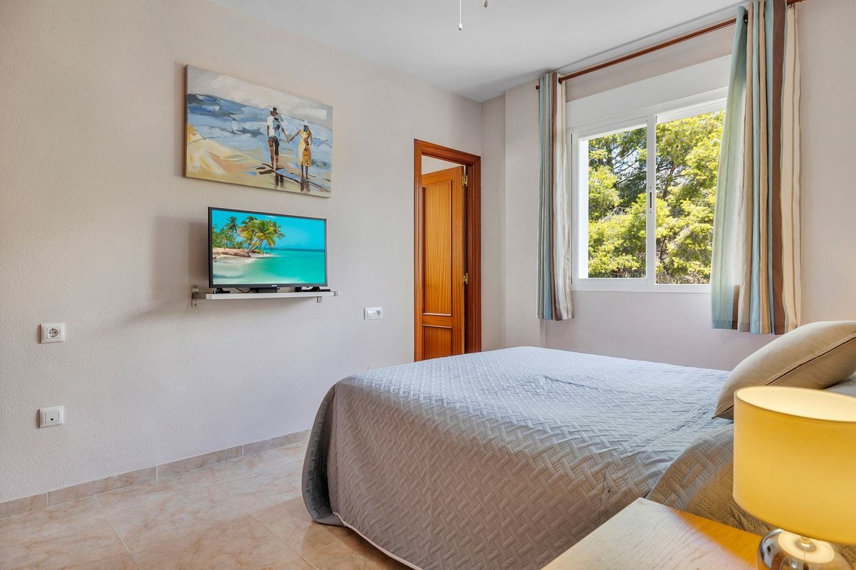3 Bed Middle Floor Apartment in Benalmadena
