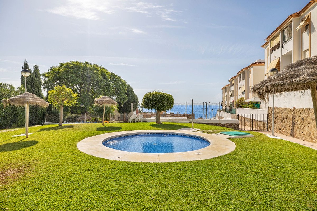 3 Bed Middle Floor Apartment in Benalmadena