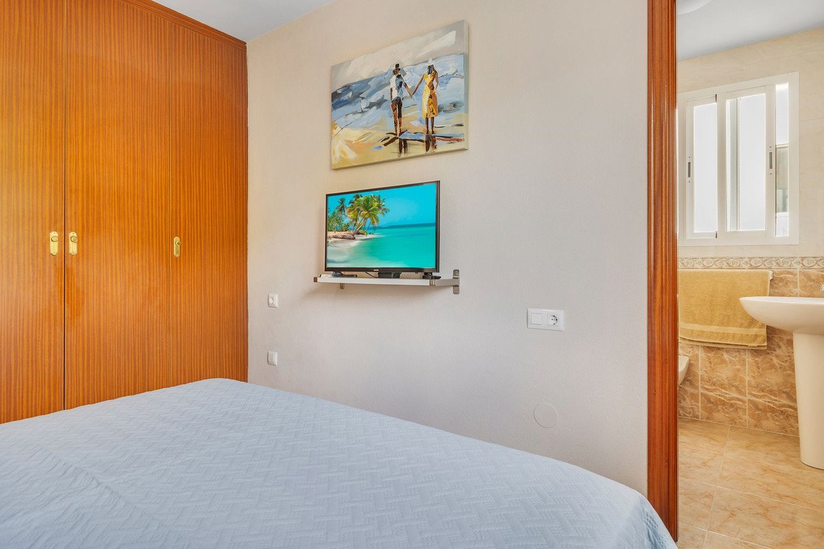 3 Bed Middle Floor Apartment in Benalmadena