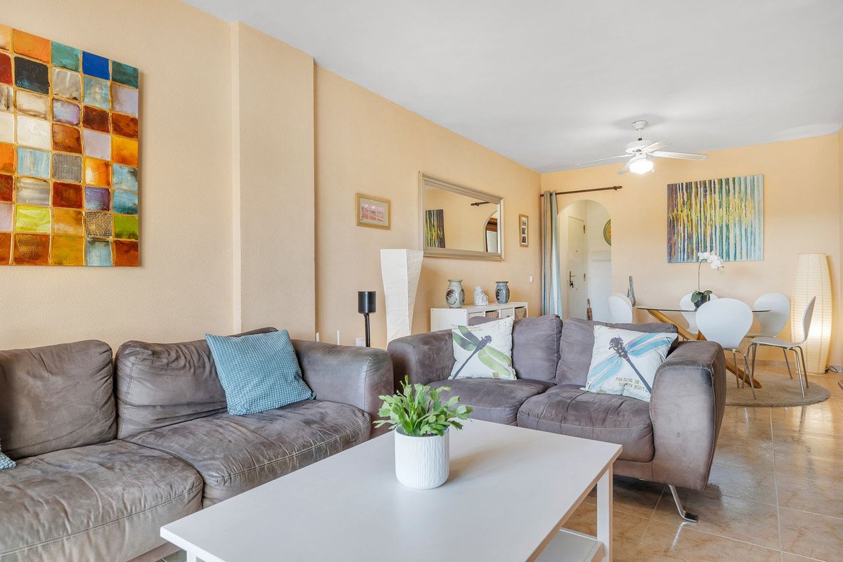 3 Bed Middle Floor Apartment in Benalmadena