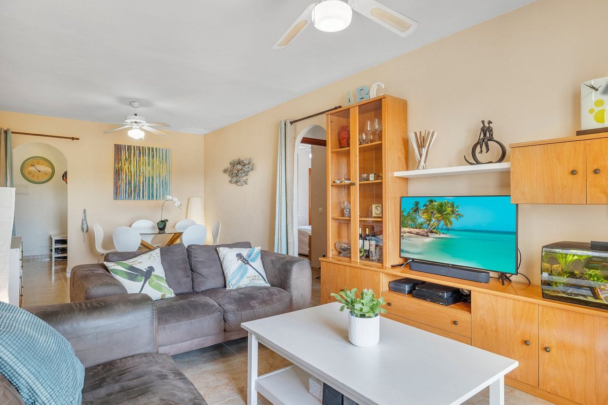 3 Bed Middle Floor Apartment in Benalmadena