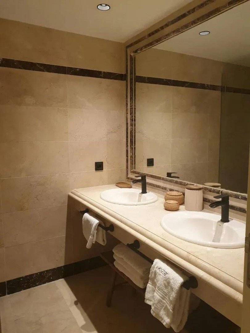 3 Bed Middle Floor Apartment in Nagüeles