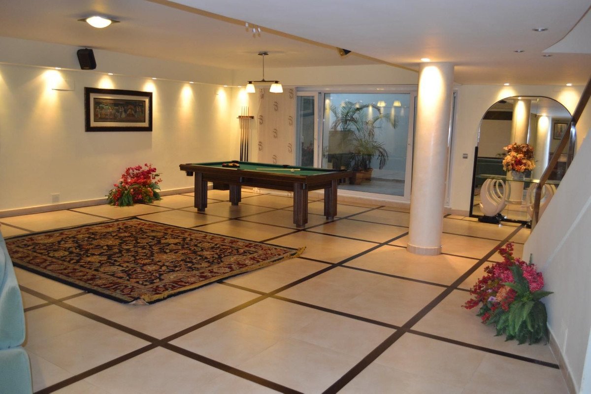 7 Bed Detached Villa in Alhaurín de la Torre