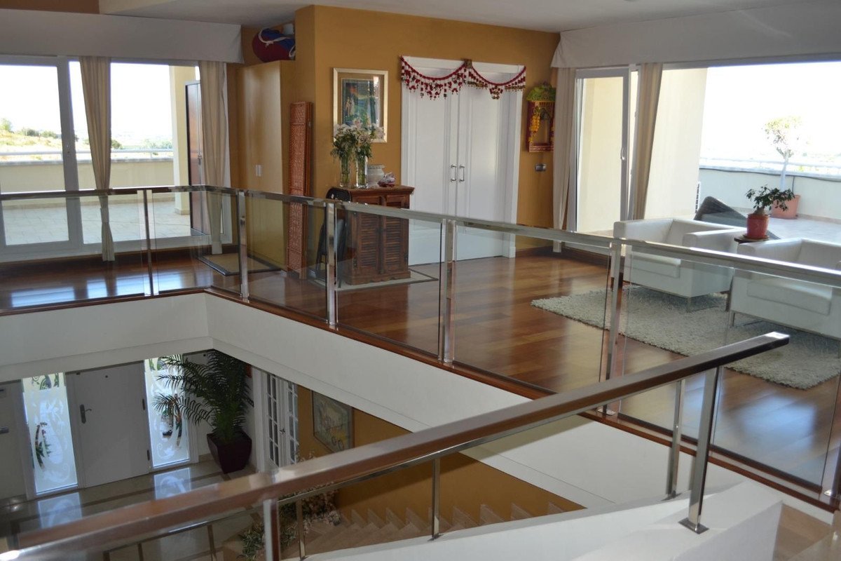 7 Bed Detached Villa in Alhaurín de la Torre