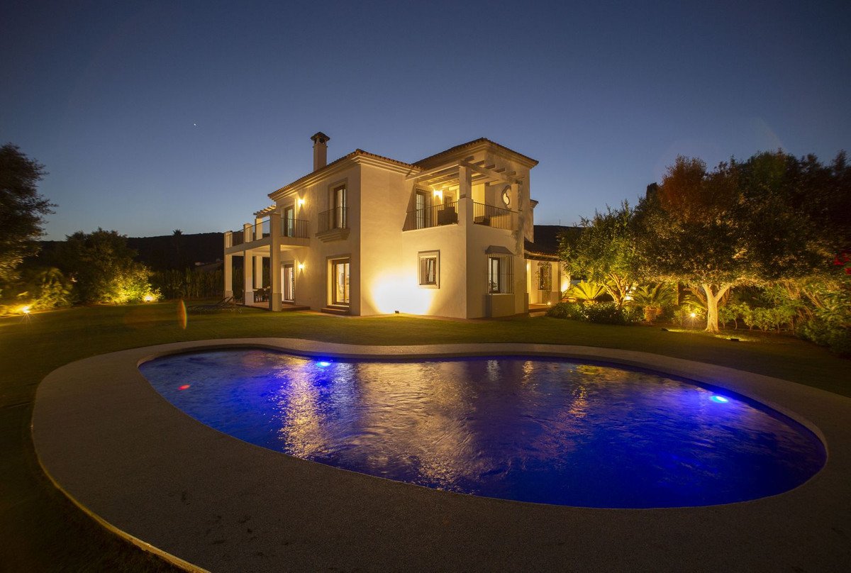 5 Bed Detached Villa in San Diego