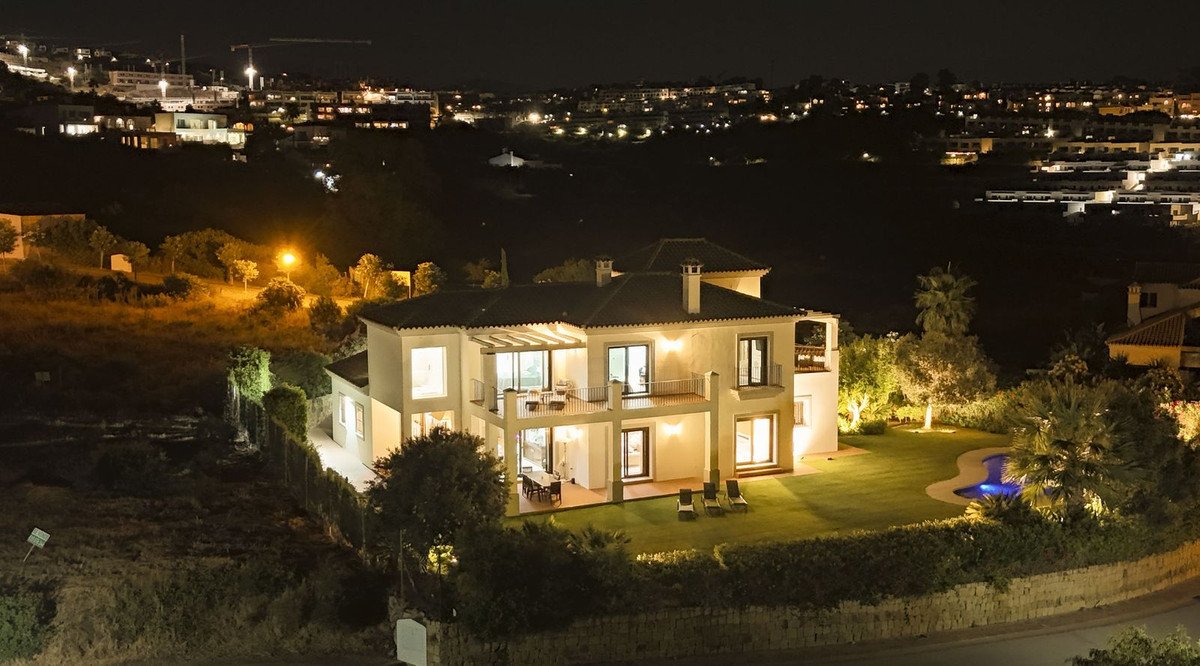 5 Bed Detached Villa in San Diego