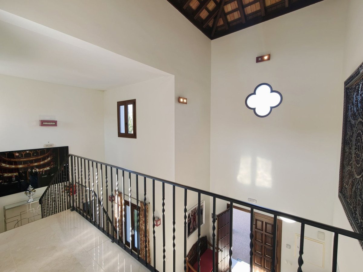 5 Bed Detached Villa in San Diego