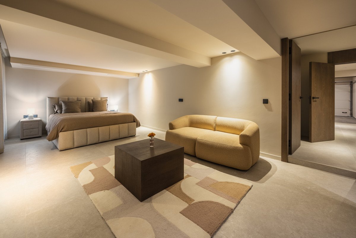 5 Bed Detached Villa in Nueva Andalucía